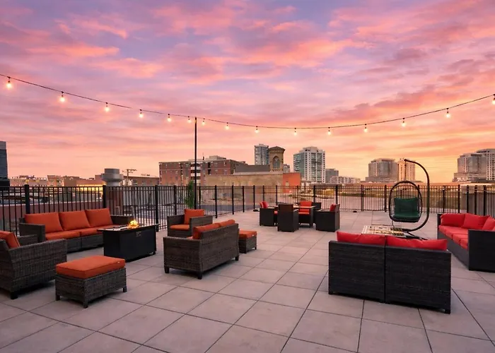 Mccormick Place Spacious 3br Family Heaven With Optional Parking Sleeps 10 Guests Near Soldier Field And Field Museum