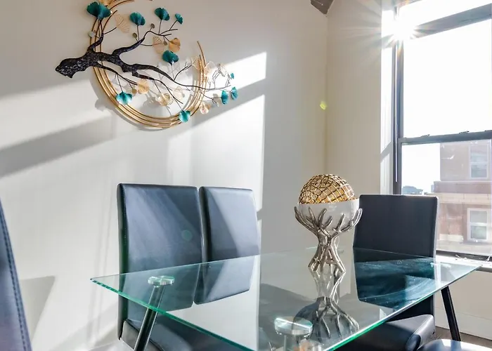 Apartamento Mccormick Place Spacious 3br Family Heaven With Optional Parking Sleeps 10 Guests Near Soldier Field And Field Museum Chicago